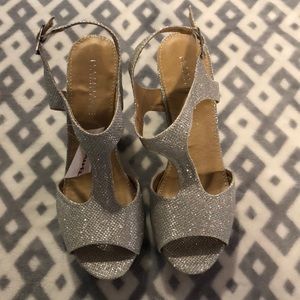 Rampage Silver Wedges